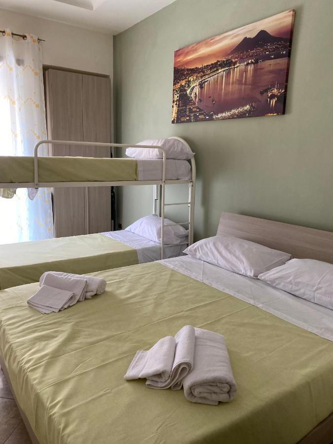 Отель Falu Napoli Centro Camera Con Cucina E Bagno Privato Экстерьер фото