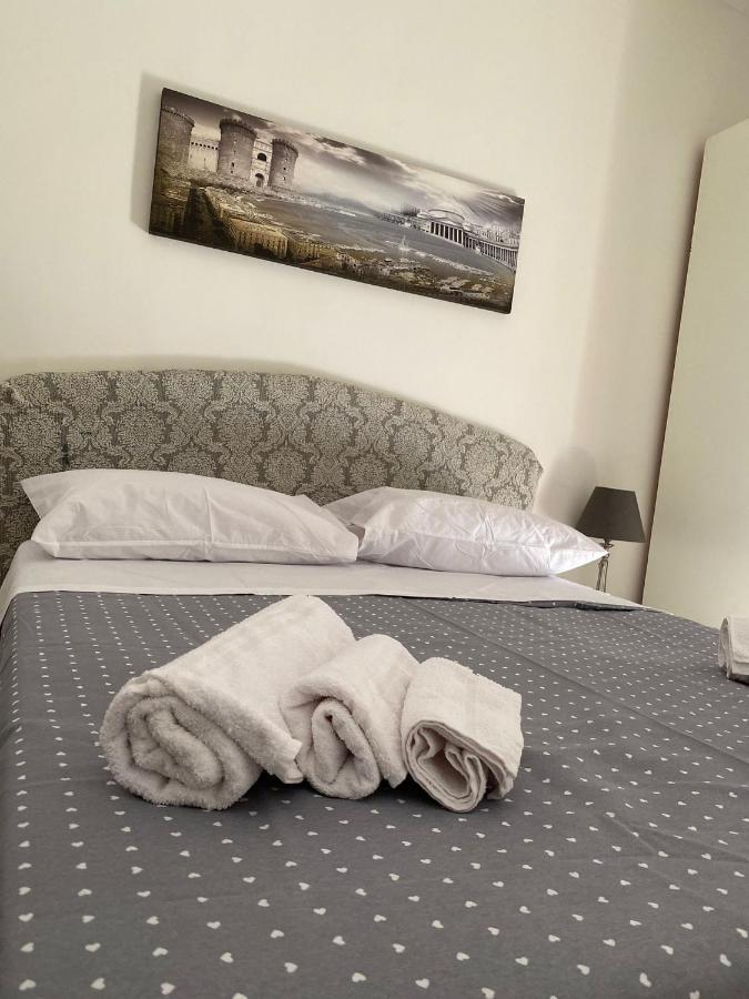Отель Falu Napoli Centro Camera Con Cucina E Bagno Privato Экстерьер фото